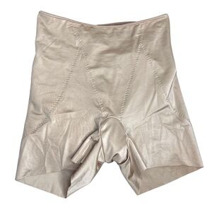 SPANX Booty Booster Sz S Nude Padded Butt Enhancer Shapewear Shorts